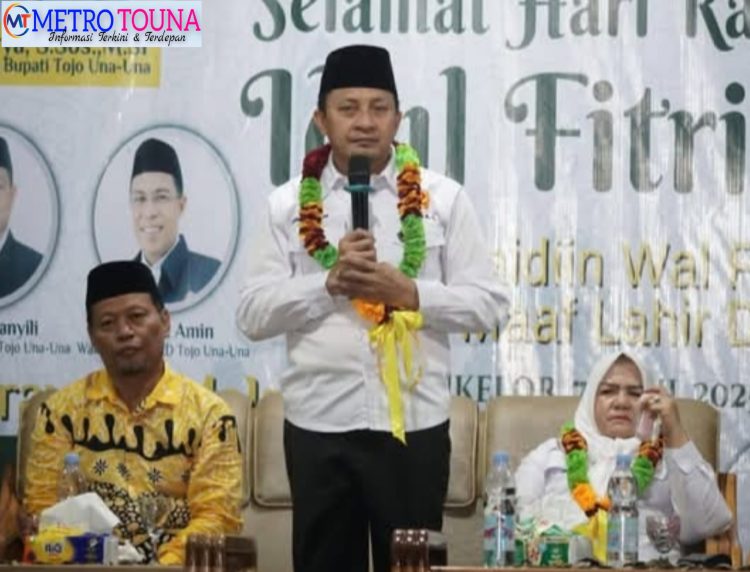Bupati Ilham Lawidu Bersama Wakil Bupati Surya Hadiri Perayaan Malam Ketupat di Kelurahan Dondo, Senin (7/4/2025) Malam.