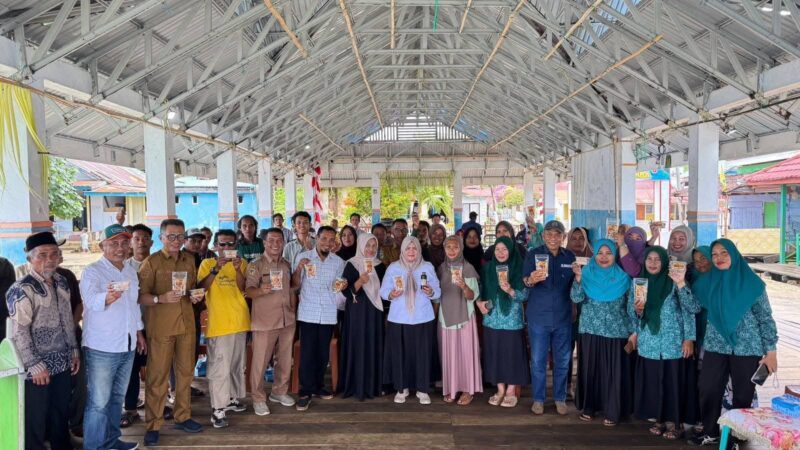 Wakil Bupati Touna, Surya Lapasiri Resmikan Rumah Produksi dan Melaunching Cemilan Gula Tapo Togean di Desa Bomba Kecamatan Batudaka.