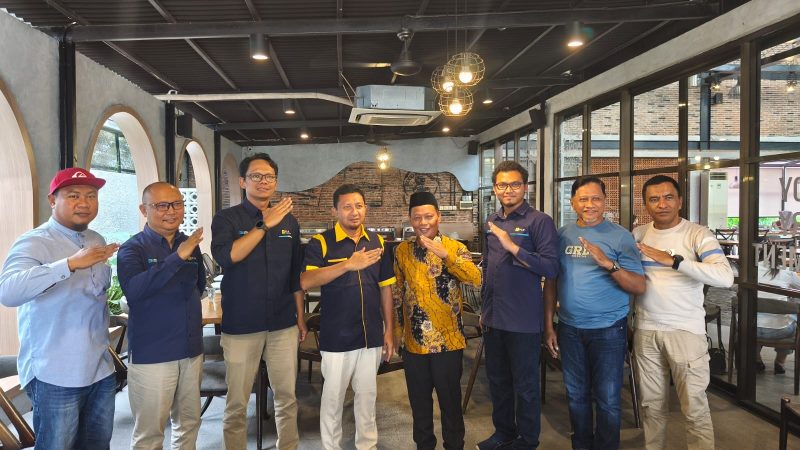 Bupati Ilham Lawidu Bersama Ketua DPRD Gusnar Suleman Melakukan Kunjungan Ke Gorontalo 