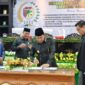 Foto: Bupati Ilham Lawidu Saat Menandatangani Persetujuan Bersama Atas Ranperda Tentang Pertanggungjawaban Pelaksanaan APBD 2024.
