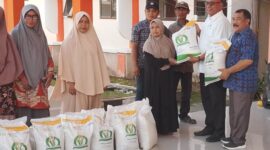 Pemda Touna Menyalurkan Bantuan Beras Cadangan Pangan Pemerintah Periode Bulan Juni-Juli 2025.