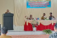 Wakil Bupati Touna, Surya Lapasiri Saat Memberikan Sambutan di Kegiatan Bimtek Pengawasan Perizinan Berusaha Berbasis Resiko Perusahaan PMDN dan UMKM