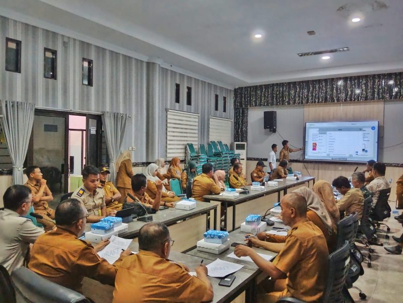 Plt. Asisten II Aspan Taurenta Mewakili Bupati Pimpin Rapat Tindaklanjut Survey Lapangan Terkait Kesesuaian Pemanfaatan Ruang Berusaha