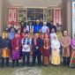 Foto Bersama Usai Melaksanakan Upacara Dengan Menggunakan Baju Adat