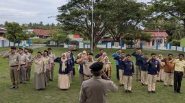 Kepala Kantor Pertanahan, Hi. Said Niode Saat Memimpin Aple Pagi.