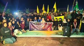 Mahasiswa Touna Gelar Aksi 1000 Lilin di Polres Touna Dalam Rangka Mengenang Tragedi Driver Ojol
