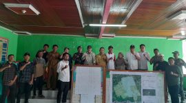 Kakan Pertanahan Touna, Said Salim Niode Pimpin Rapat Pengumuman Hasil Inventarisasi dan Identifikasi Pengadaan Tanah Pembangunan Sekolah Rakyat di Desa Betaua Kecamatan Tojo