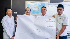 Bupati Touna, Ilham Lawidu Saat Menghadiri Rapat Fasilitasi Penegasan Batas Daerah, di Gedung Ditjen Bina Adwil Jakarta.