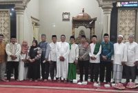 Wabup Touna Saat Menghadiri Peringatan Maulid Nabi Muhammad di Masjid Tsamaratul Ukhuwah, Kelurahan Muara Toba Kecamatan Ratolindo.