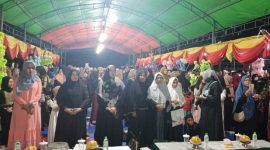 Wakil Bupati Touna, Surya Lapasiri Saat Menghadiri Peringatan Maulid Nabi di Kelurahan Labiabae Kecamatan Ampana Kota