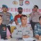 Polres Touna Gelar Konferensi Pers Terkait Penanganan Kasus Tindak Pidana Korupsi Dana APBDes Tanjung Pude, Kecamatan Una-Una.