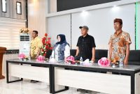 Wakil Bupati, Surya Lapasiri Pimpin Rapat Koordinasi Tim Percepatan Penurunan Stunting.