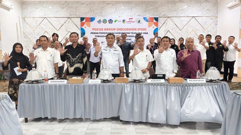 Asisten Administrasi Umum, Alimuddin Mohammad Hadir Sekaligus Membuka FGD Peran Pemerintah Daerah Terhadap Pengelolaan Perhutanan Sosial di Wilayah KPH Sivia Patuju.