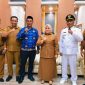 Wakil Bupati Touna, Surya Lapasiri Lantik Dua Pejabat Administrator.