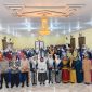 Wakil Bupati Touna, Surya Lapasiri Membuka Muscab Ikatan Bidan Indonesia (IBI) Cabang Touna.