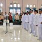 Bupati Touna, Ilham Lawidu Pada Saat Mengambil Sumpah Jabatan Kepada Enam Kepala Desa Hasil PAW.
