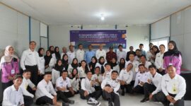 Panitia Ajudikasi dan Satuan Tugas Saat Foto Bersama Usai Dilakukan Pengambilan Sumpah Janji.
