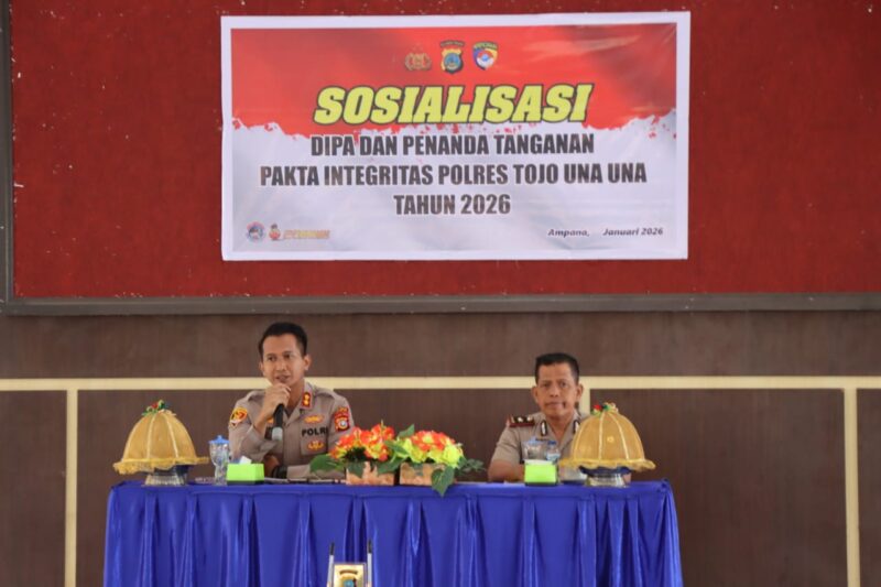 Kapolres Touna, AKBP Yanna Djayawidya,SIK.,MH Didampingi Wakapolres Kompol Mulyadi Saat Memimpin Sosialisasi DIPA dan Penandatanganan Pakta Integritas.