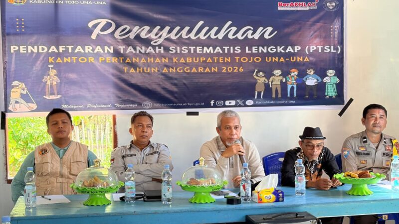 Kepala Kantor Pertanahan Touna, Said Salim Niode Memimpin Langsung Kegiatan Penyuluhan PSTL di Kecamatan Tojo dan Tojo Barat.
