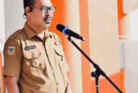 Foto : Sekda Touna, Alfian Matajeng Saat Memberikan Arahan Kepada Seluruh ASN Pada Apel Pagi.