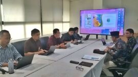 Bupati Touna Ilham Lawidu Didampingi Kepala BPKAD Rismanto Laide Saat Audiensi Membahas Kebijakan Transfer Ke Daerah Serta Penguatan Kapasitas Fiskal Pemerintah Daerah di DPR RI.