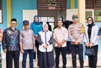 Wakil Bupati Touna, Surya Lapasiri Saat Melaunching SPPG di Desa Tombiano Kecamatan Tojo.