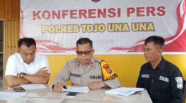 Wakapolres Touna, Kompol Mulyadi Pimpin Konferensi Pers.