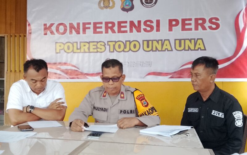 Wakapolres Touna, Kompol Mulyadi Pimpin Konferensi Pers.
