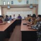 Sekda Touna, Alfian Matajeng Pimpin Rapat Persiapan Malam Takbiran Lebaran Idul Fitri.
