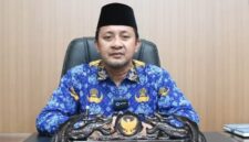 Bupati Touna Ilham Lawidu