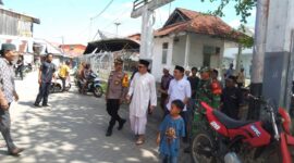 Bupati Touna Ilham Lawidu Saat Menghadiri Halal Bihalal Didesa Wakai Kecamatan Una-Una.