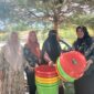DLHPKP Touna Bagikan Tong Sampah di Kawasan Pemukiman.