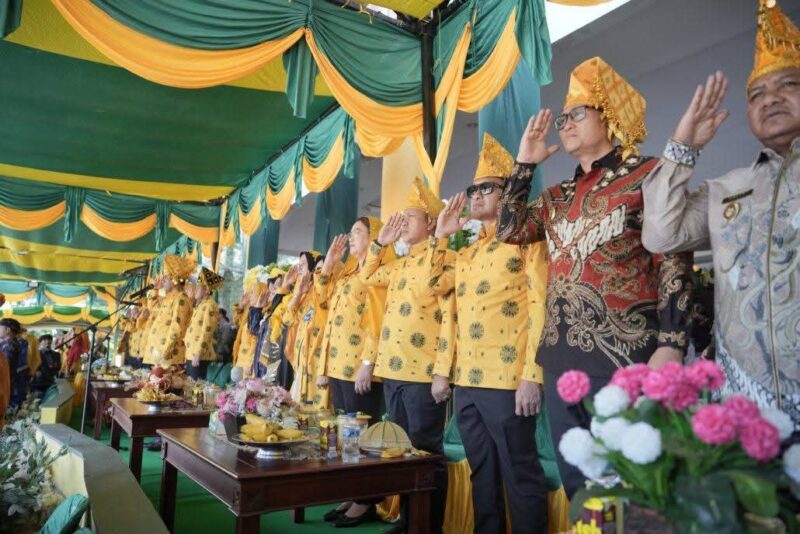 Bupati Touna, Ilham Lawidu Saat Menghadiri Peringatan HUT Parigi Moutong.