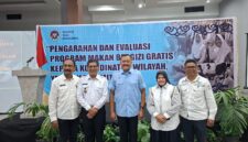 Wabup Touna, Surya Lapasiri Saat Menghadiri Pengarahan Evaluasi Program MBG di Kota Poso