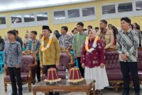 Bupati Bersama Wabup Touna Saat Menghadiri Pelantikan Pengurus IMTU.