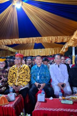 Wabup Touna Hadiri Perayaan Paskah Nasional 