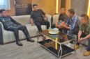 Bupati Touna, Ilham Lawidu Saat di Wawancarai Sejumlah Media di Ruang Kerjanya.