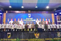 Bupati Touna, Ilham Lawidu Saat Menghadiri Rapat Koordinasi Asta Cita di Morowali. (Foto : Linda/Prokopim)