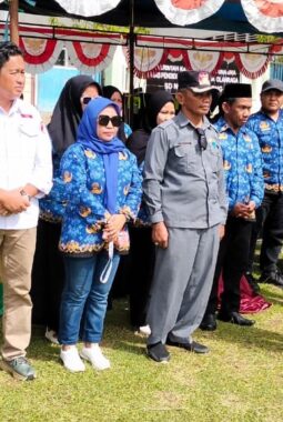 Kadis Pendidikan Touna Pimpin Upacara Peringatan Harkitnas di Kecamatan Wakep