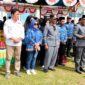Kepala Dinas Pendidikan dan Kebudayaan Touna, Aspan Taurenta Saat Memimpin Upacara Peringatan Harkitnas di Kecamatan Wakep.