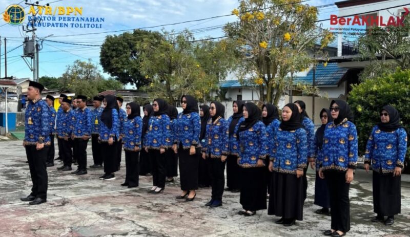 Kantor Pertanahan Toli-Toli Saat Menggelar Upacara Bendera Dalam Rangka Memperingati Harkitnas Ke-118 Tahun.