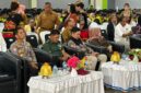 Wabup Touna, Surya Lapasiri Saat Menghadiri Kegiatan Wisuda Sarjana XXXII dan Pascasarjana di Ballroom Hotel Ancyra Kota Poso.
