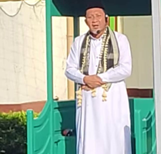 Bupati Ilham Lawidu Saat Bertindak Sebagai Khotib Pelaksanaan Sholat Idul Adha di Lapas Ampana.