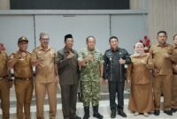 Bupati dan Wabup Beserta Kepala OPD Saat Foto Bersama Dengan Danrem 132/Tadulako.