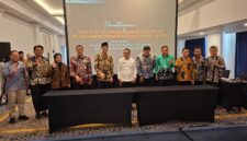 Bupati Touna, Ilham Lawidu Saat Menghadiri Kegiatan Penandatanganan Berita Acara Verifikasi Penanganan Indikasi Pelanggaran Pemanfaatan Ruang di Jakarta.