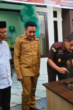 Bupati Hadiri Peresmian Penggunaan Gedung PTSP Klinik serta Ruangan IAD