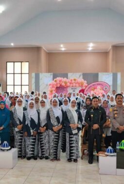 Bidan Memiliki Peran Strategis Dalam Menentukan Kualitas Generasi Masa Depan dan Kemajuan Daerah
