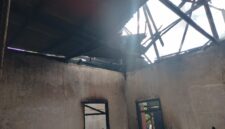 Kesal Permintaan Menikah Belum Dipenuhi, Seorang Anak Bakar Rumah Orang Tuanya Yang Berada di Jalan Srikaya Kelurahan Bailo Kecamatan Ampana Kota.