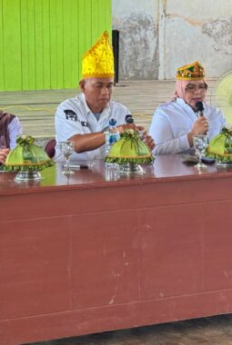 Wabup Touna Pimpin Rapat Pemutakhiran DTSEN di Kecamatan Kepulauan