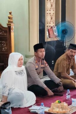 Wabup Sambut Kedatangan Jemaah Haji Asal Touna